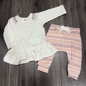 Savannah Tunic with Flounce and Matching legging pants